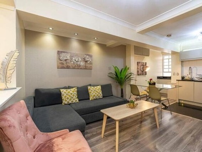 4 Bedroom Apartment For Sale In Edgware Road, London
