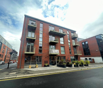 4 Bedroom Apartment For Sale In Palatine Gardens, Roscoe Road