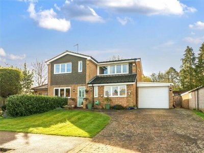 4 Bedroom Detached House For Sale In Boughton Village, Northampton