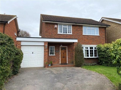 4 Bedroom Detached House For Sale In Chobham