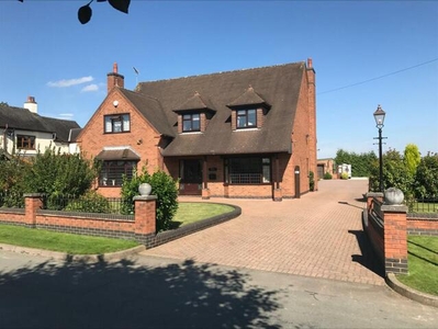 4 Bedroom Detached House For Sale In Craythorne Road, Stretton