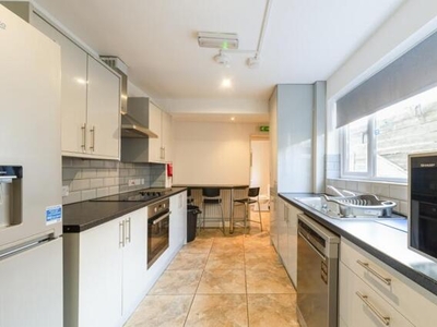 4 Bedroom End Of Terrace House For Rent In Lenton