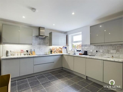 4 Bedroom End Of Terrace House For Rent In Margate, Kent