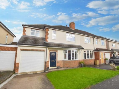 4 Bedroom Semi-detached House For Sale In Allestree