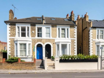 4 Bedroom Semi-detached House For Sale In Parsons Green, London