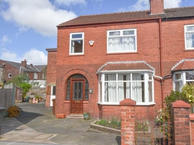 4 Bedroom Semi-detached House For Sale In Springfield, Wigan