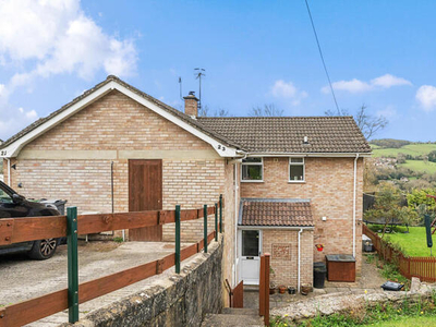 4 Bedroom Semi-detached House For Sale In Stroud, Gloucestershire