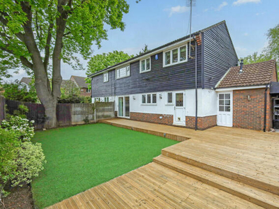 4 Bedroom Semi-detached House For Sale In Woodford Green