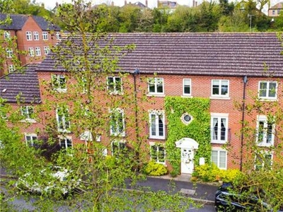 4 Bedroom Terraced House For Sale In Nottingham, Nottinghamshire