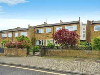 4 Bedroom Terraced House For Sale In Wandsworth, London