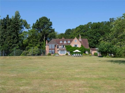 5 Bedroom Detached House For Sale In Kingwood, Henley-on-thames