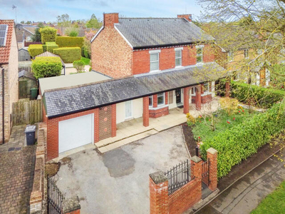 5 Bedroom Detached House For Sale In York