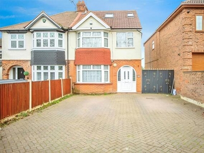 5 Bedroom Semi-detached House For Sale In Rochester, Kent