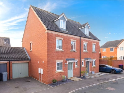 Aintree Way, Bourne, Lincolnshire, PE10 3 bedroom house in Bourne