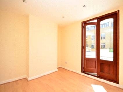 Choumert Road, Peckham Rye, London, SE15 1 bedroom flat/apartment