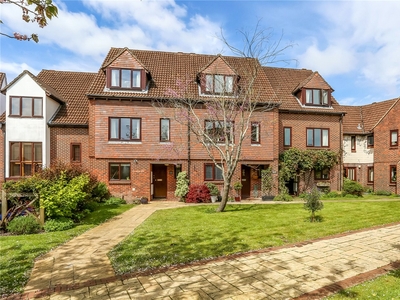 Rosewarne Court, Winchester, Hampshire, SO23 3 bedroom house in Winchester
