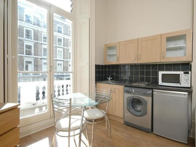 Studio Flat For Rent In South Kensington, London