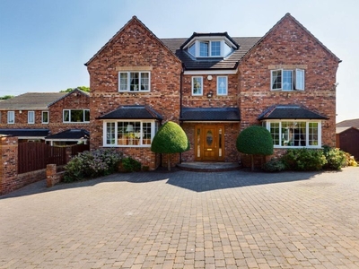 The Orchard, Thurnscoe, Rotherham - 5 bedroom detached house