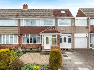 4 bedroom semi-detached house for sale in Ashdale Crescent, Newcastle upon Tyne, Tyne and Wear, NE5