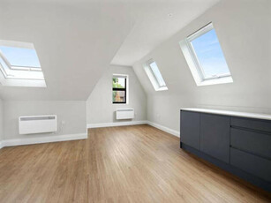 1 Bedroom Apartment For Rent In Croydon, Surrey