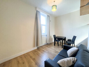 1 Bedroom Flat For Rent In Earls Court, London