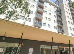 2 Bedroom Apartment For Sale In Brentwood, Essex