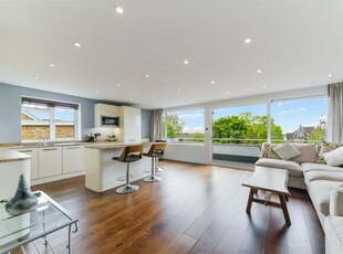 2 Bedroom Apartment For Sale In The Downs, Wimbledon