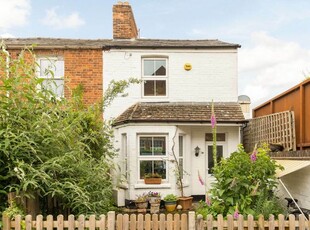 2 bedroom end of terrace house for sale Oxford, OX4 1DD