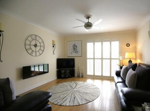 2 Bedroom Penthouse For Sale In Leighton Buzzard