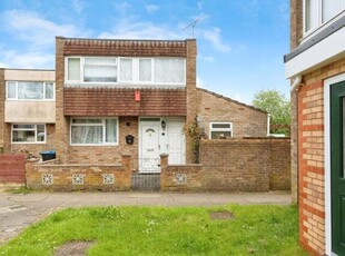 3 Bedroom End Of Terrace House For Sale In Milton Keynes, Buckinghamshire
