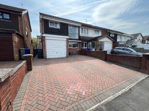 3 Bedroom Semi-detached House For Sale In Eaton Park, Stoke On Trent