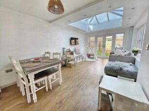4 Bedroom Detached House For Sale In Newcastle Upon Tyne, Tyne And Wear