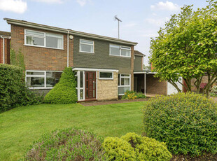 4 Bedroom Detached House For Sale In Wokingham, Berkshire