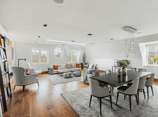4 Bedroom Penthouse For Sale In London