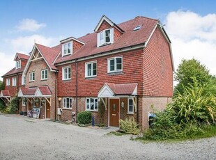 4 Bedroom Town House For Sale In East Grinstead, West Sussex