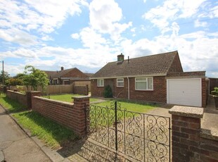 Bungalow to rent in Orchard Row, Soham CB7