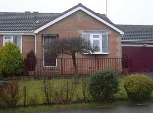 Detached bungalow to rent in Towngate, Silkstone, Barnsley S75