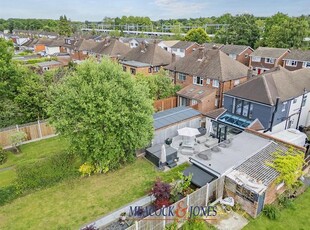 Detached house for sale in Hunter Avenue, Shenfield, Brentwood CM15