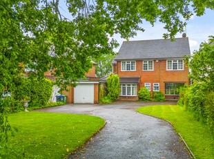 Detached house for sale in Rounds Hill, Kenilworth CV8