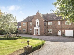 Detached house for sale in Waggon Road, Hadley Wood EN4