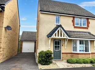 Detached house to rent in Beauchamp Avenue, Midsomer Norton BA3