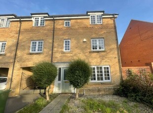 Detached house to rent in Higney Road, Hampton Vale PE7