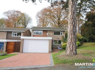 Detached house to rent in Niall Close, Edgbaston B15