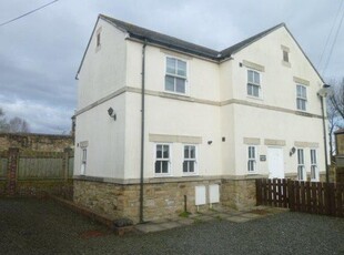 Detached house to rent in The Avenue, Alnwick NE66