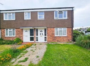 End terrace house to rent in Alton Gardens, Southend-On-Sea SS2