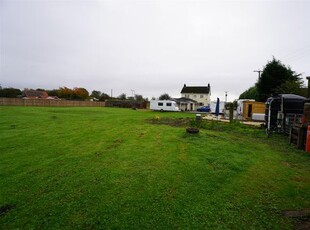 Farmhouse for sale in Hull Road, Eastrington, Goole DN14