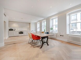 Flat for sale in Chambers House, Covent Garden, London WC2B