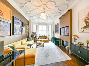 Flat for sale in Draycott Place, London SW3