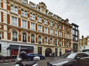 Flat for sale in Garrick Street, Covent Garden, London WC2E