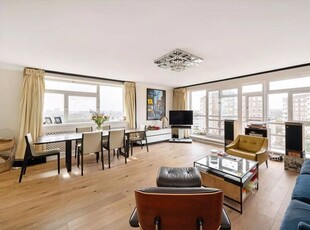 Flat for sale in Walsingham, St Johns Wood Road, St Johns Wood, London NW8